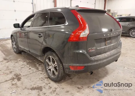 2013 Volvo Xc60 T6 from USA, damaged, VIN YV4902DZ2D2443852